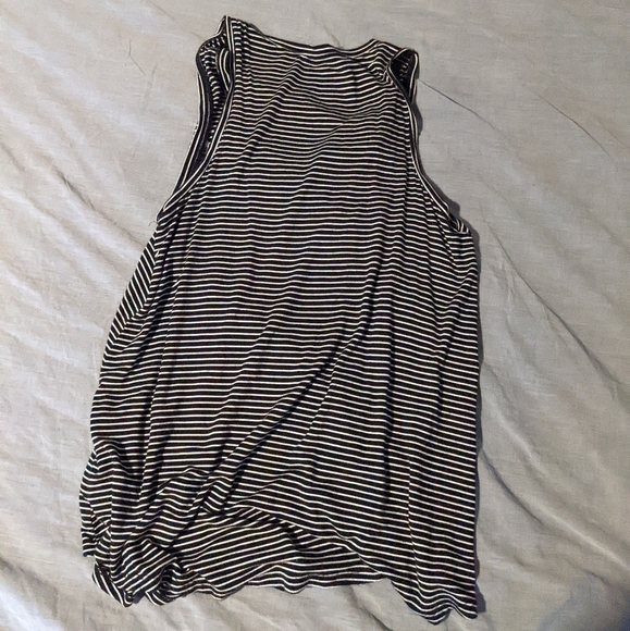 American Eagle striped tank top with embroidered flowers, size S - Picture 2 of 2